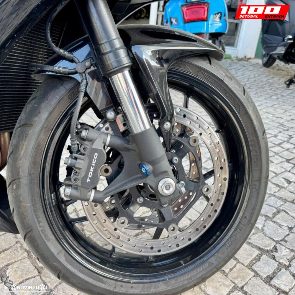 Honda CBR 1000 RR - 19
