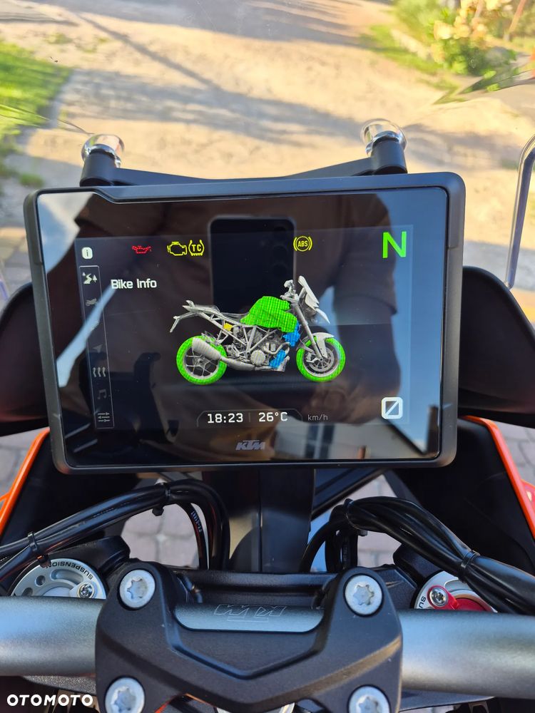 KTM Super Duke - 13