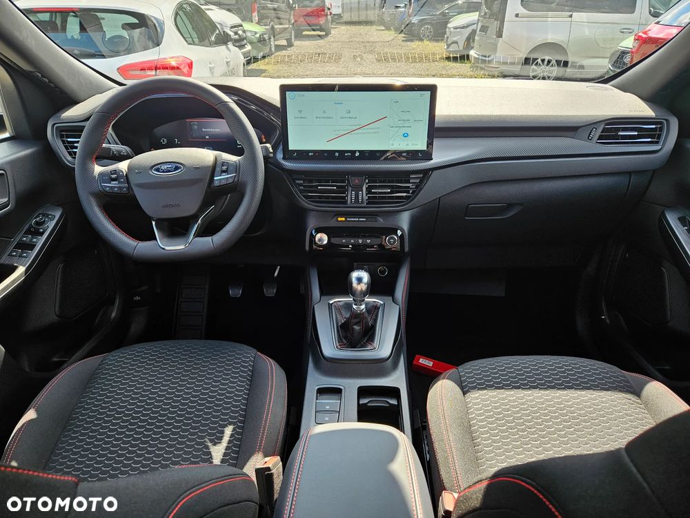 Ford Kuga 1.5 EcoBoost FWD ST-Line - 27