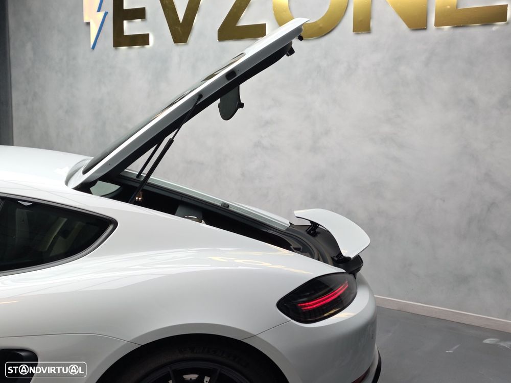 Porsche 718 Cayman GTS 4.0 - 19