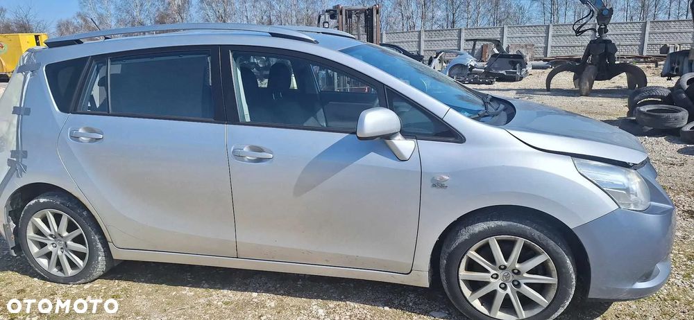 Toyota Verso 2,2DCAT 177KM alternator - 7