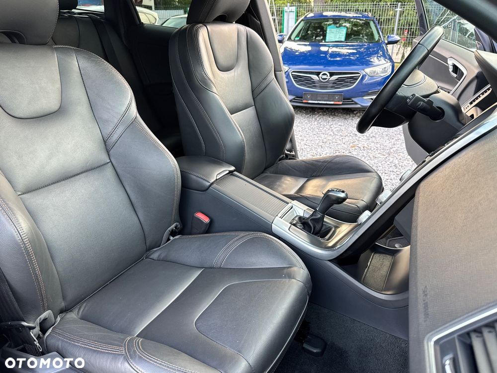 Volvo XC 60 D4 Summum - 28