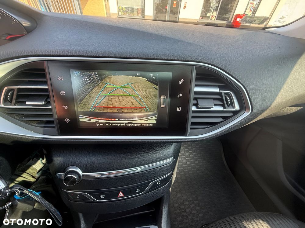 Peugeot 308 1.6 e-HDi Active STT - 8