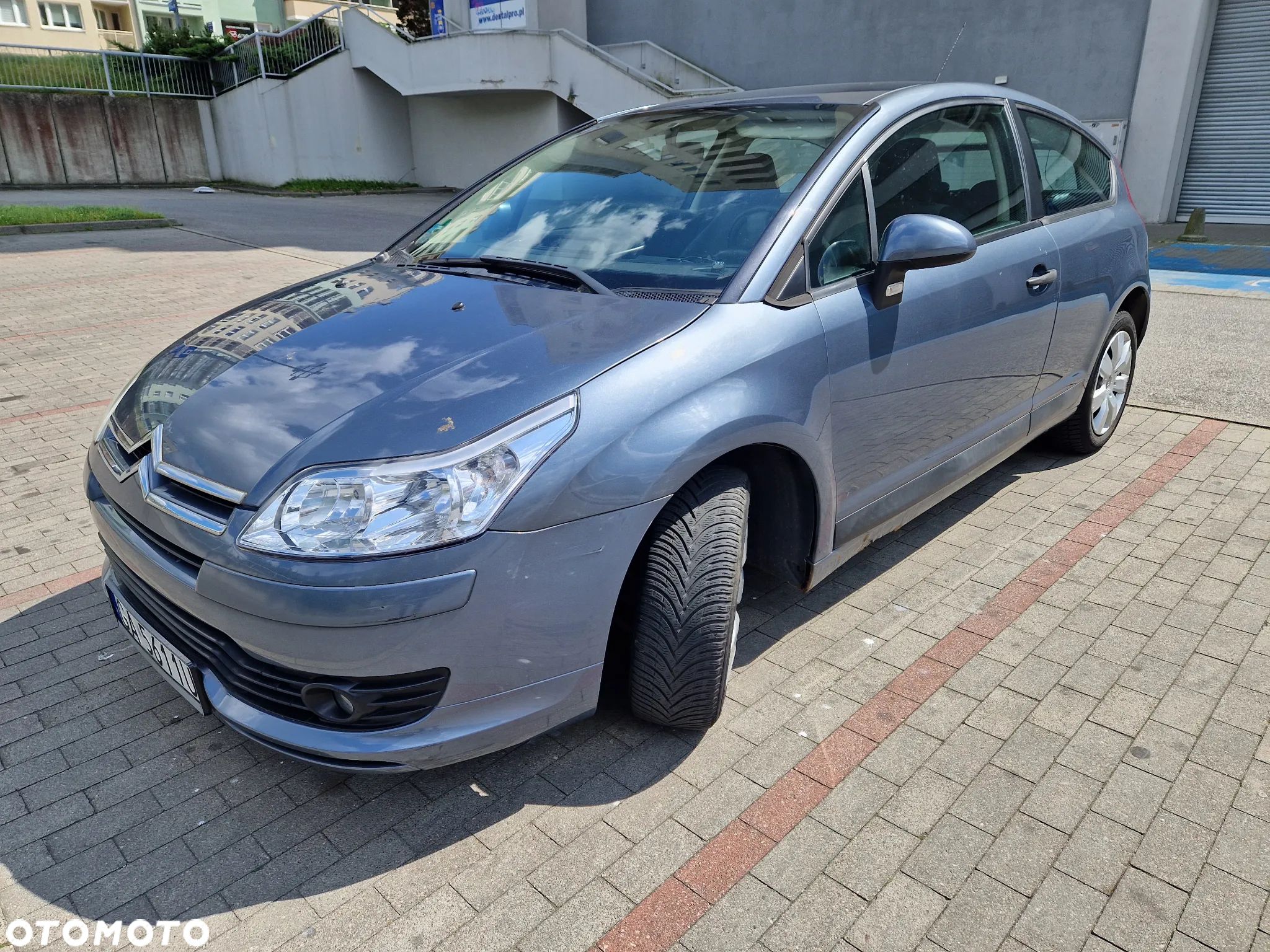 Citroën C4 1.6 16V Impress - 1