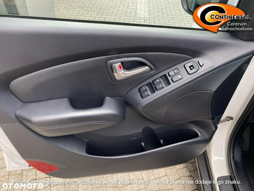 Hyundai ix35 - 14
