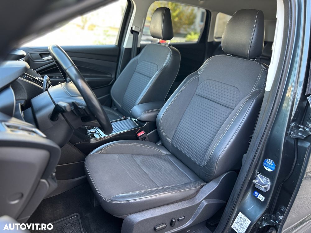 Ford Kuga 2.0 TDCi 4x4 Aut. Titanium - 9