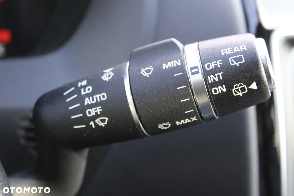 Jaguar F-Pace 3.0 TDV6 AWD R-Sport - 26