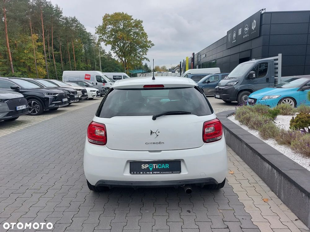 Citroën DS3 1.6 VTi SoChic - 4