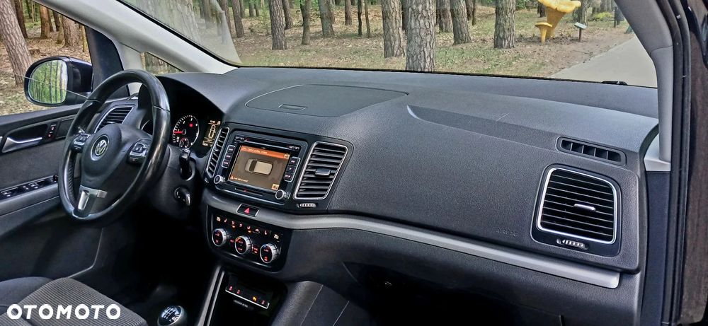 Volkswagen Sharan 2.0 TDI 4Motion BlueMotion Technology Comfortline - 13