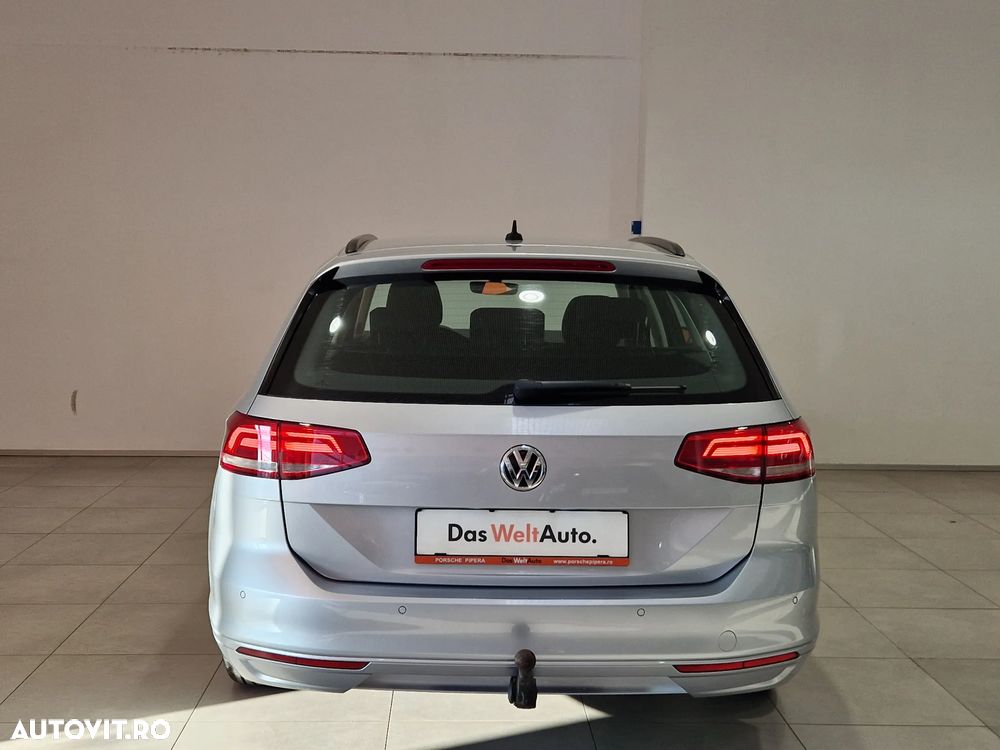 Volkswagen Passat Variant 2.0 TDI SCR DSG - 8