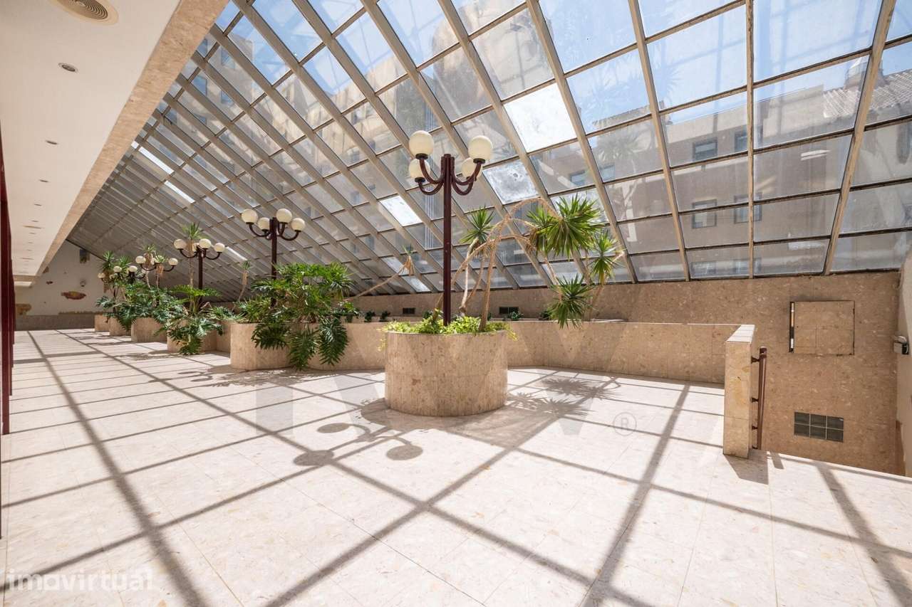 Loja para Venda nas Galerias Topázio | Coimbra - Grande imagem: 5/7