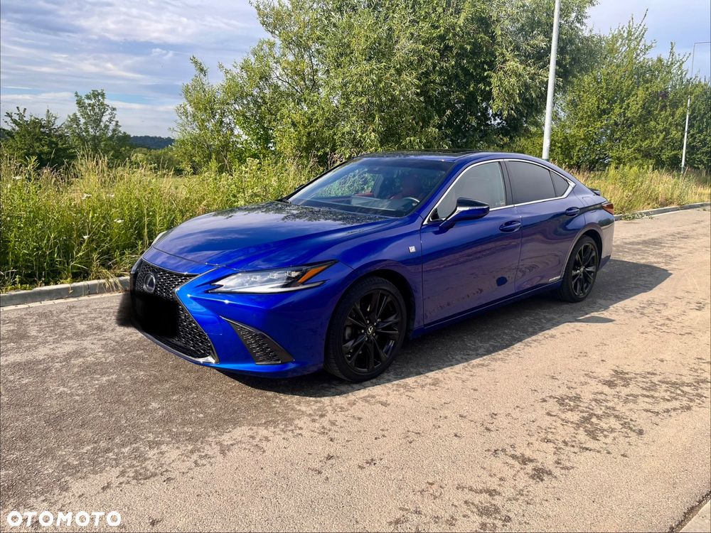 Lexus ES 300h F Sport - 5