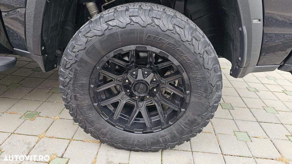 Dodge RAM - 30