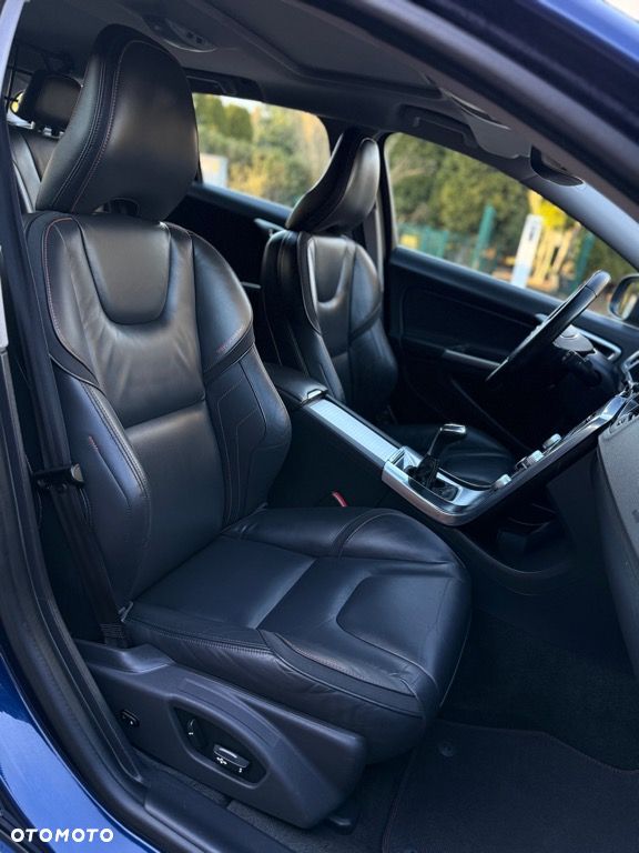 Volvo V60 D4 Ocean Race - 34