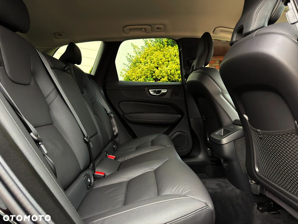 Volvo XC 60 B5 B AWD Geartronic Inscription - 10