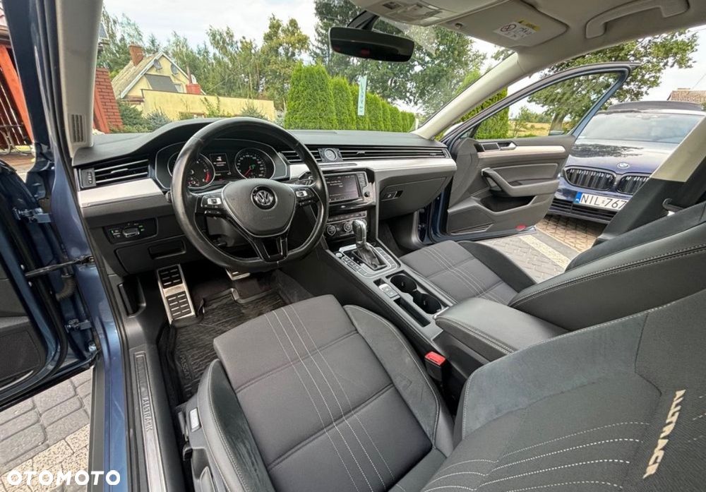 Volkswagen Passat Alltrack 2.0 TDI SCR 4Motion DSG - 10