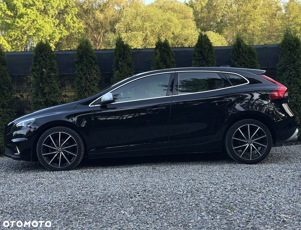 Volvo V40 D2 Drive-E R-Design Kinetic - 13