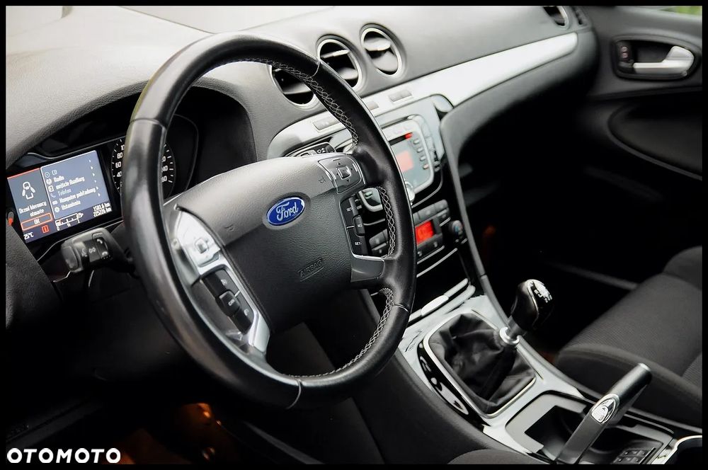 Ford S-Max 2.0 TDCi DPF Titanium - 5