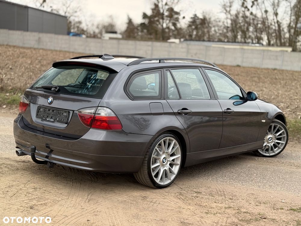 BMW Seria 3 320d DPF - 26