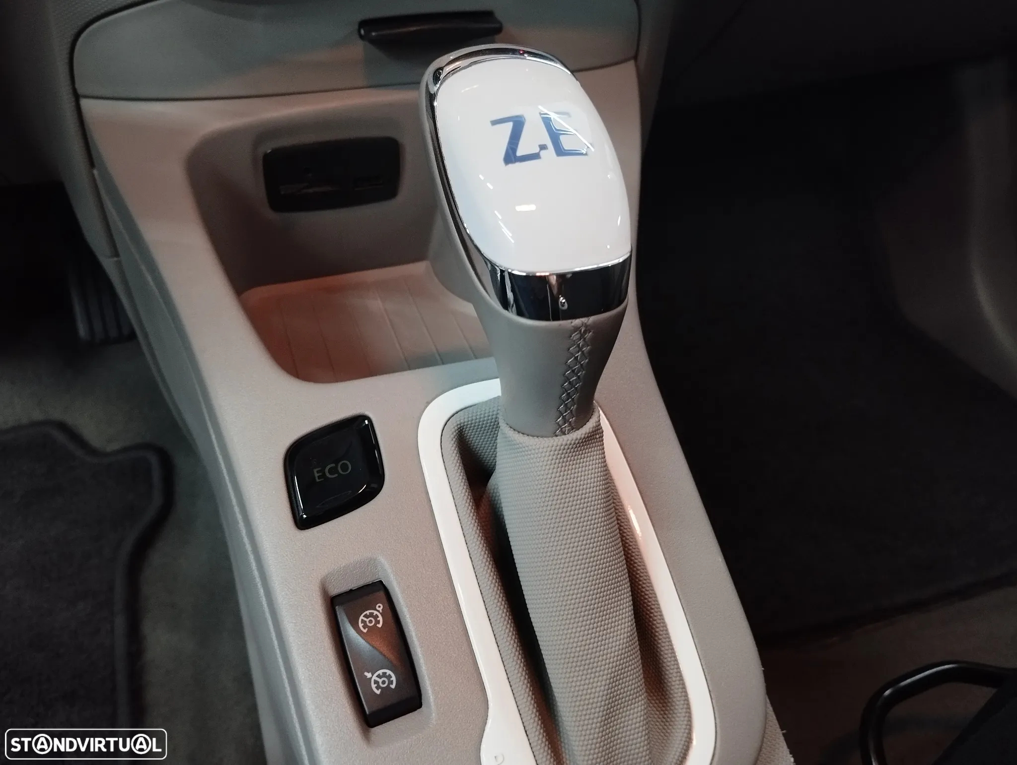 Renault Zoe (c/ Bateria) Life - 34