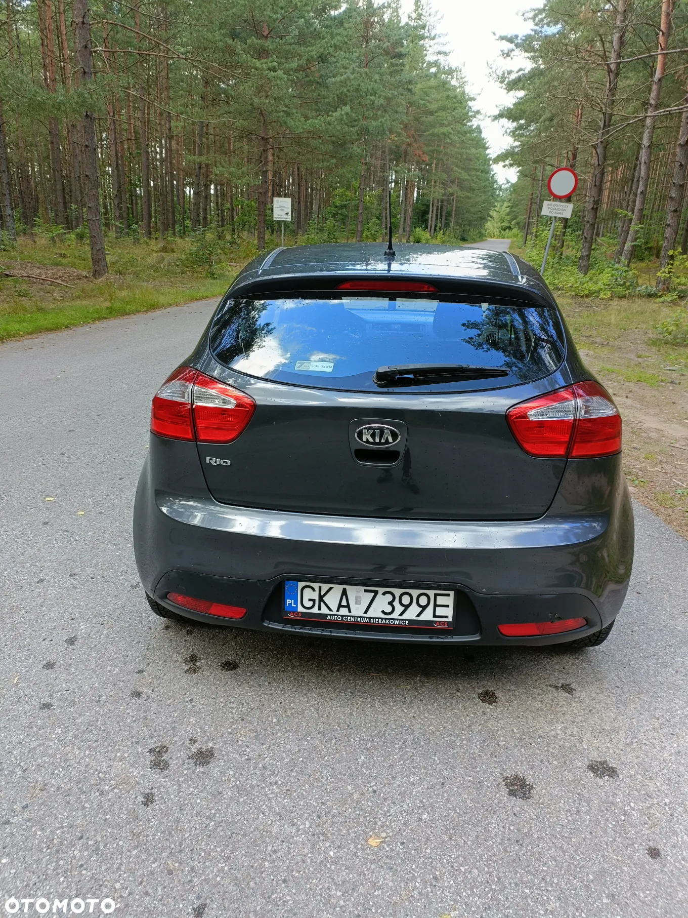 Kia Rio - 4