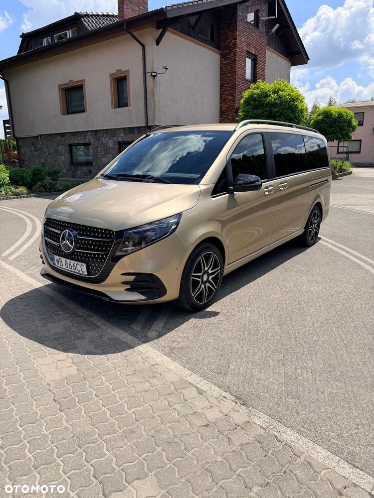Mercedes-Benz Klasa V 300 d 4-Matic 9G-Tronic Exclusive (d³ugi) - 2
