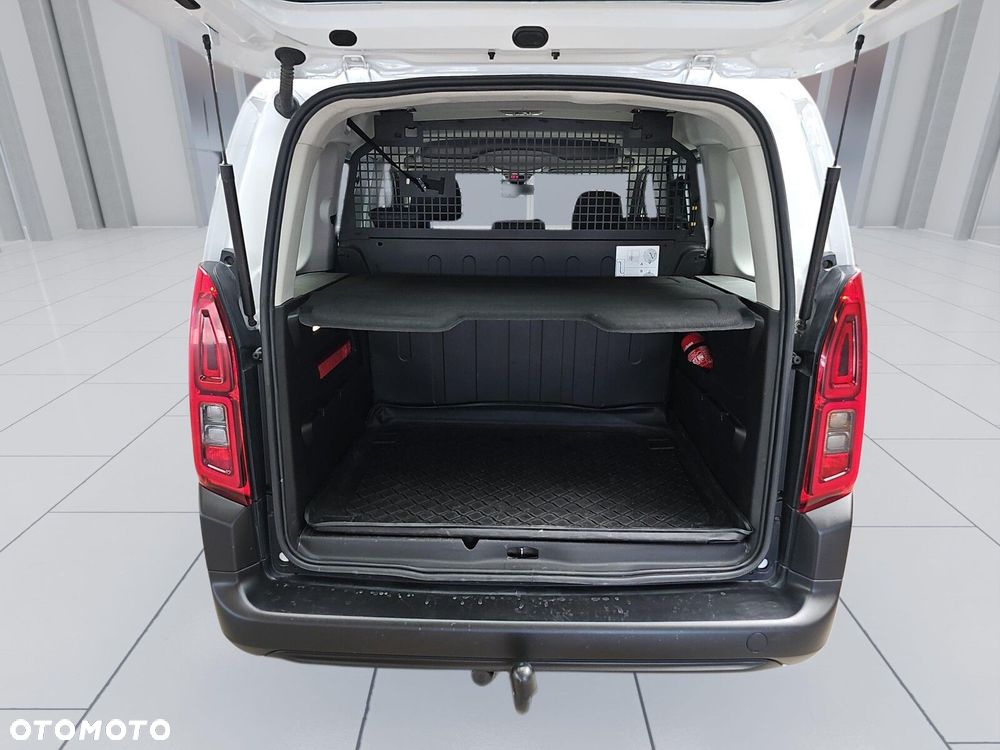 Opel Combo 1.5 DT Edition 102KM - 17