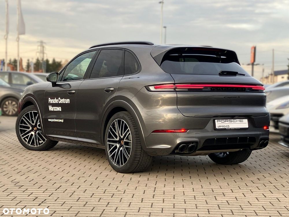 Porsche Cayenne - 3