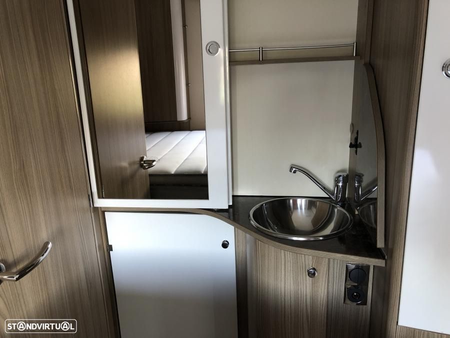 Autostar Privilege P650LC c.central e basculante - 26