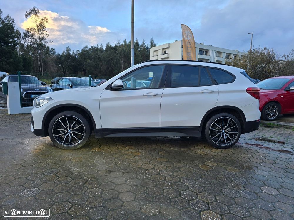 BMW X1 16 d sDrive Auto Line Sport - 4