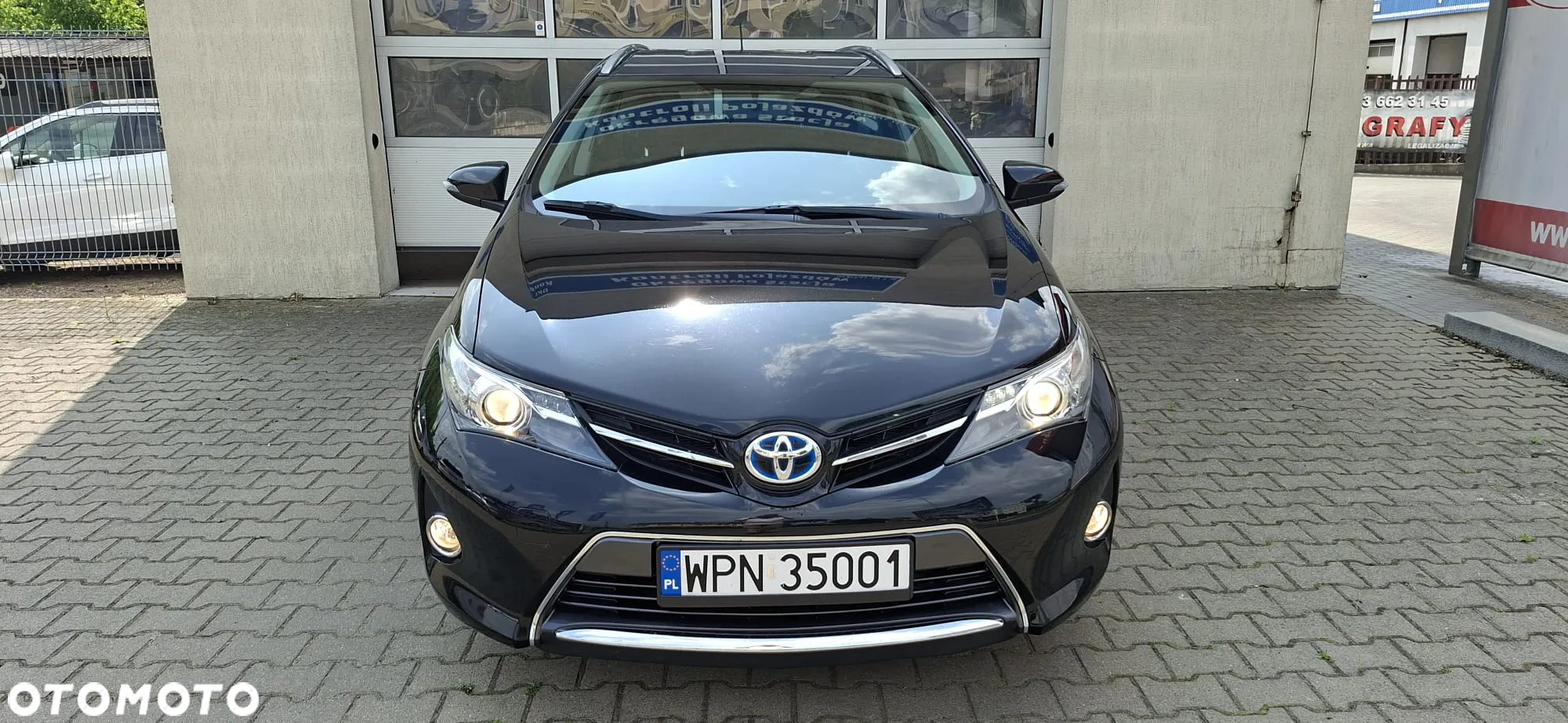 Toyota Auris - 2