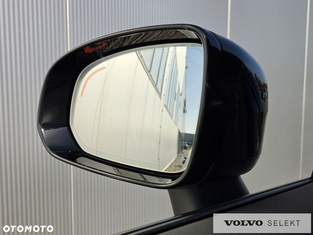 Volvo XC 60 - 41