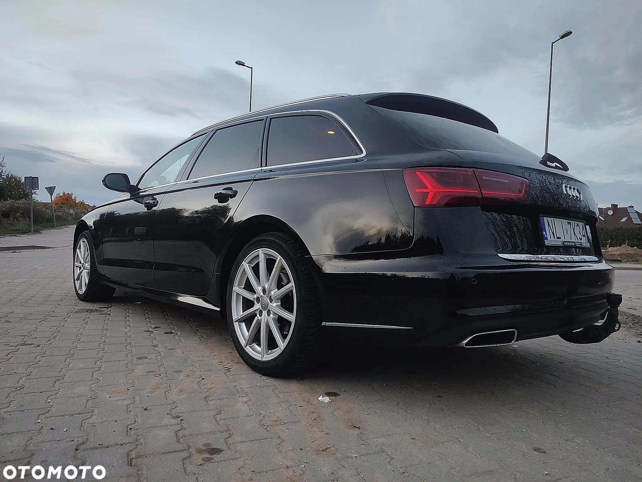 Audi A6 - 6