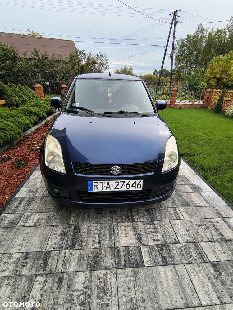 Suzuki Swift - 3