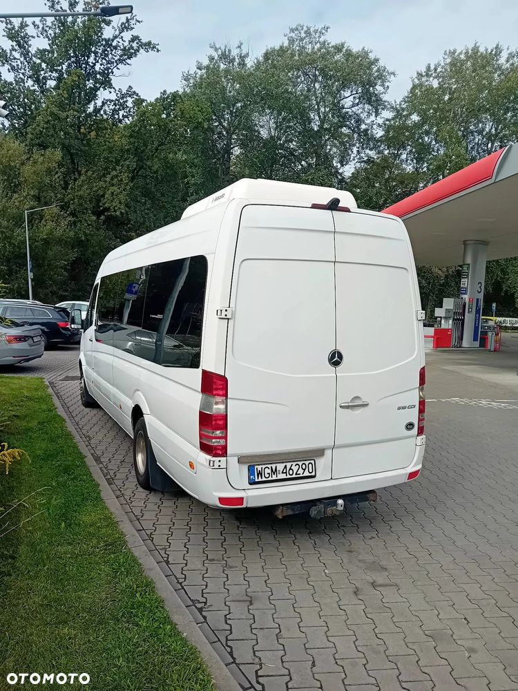 Mercedes-Benz 519 CDI - 2