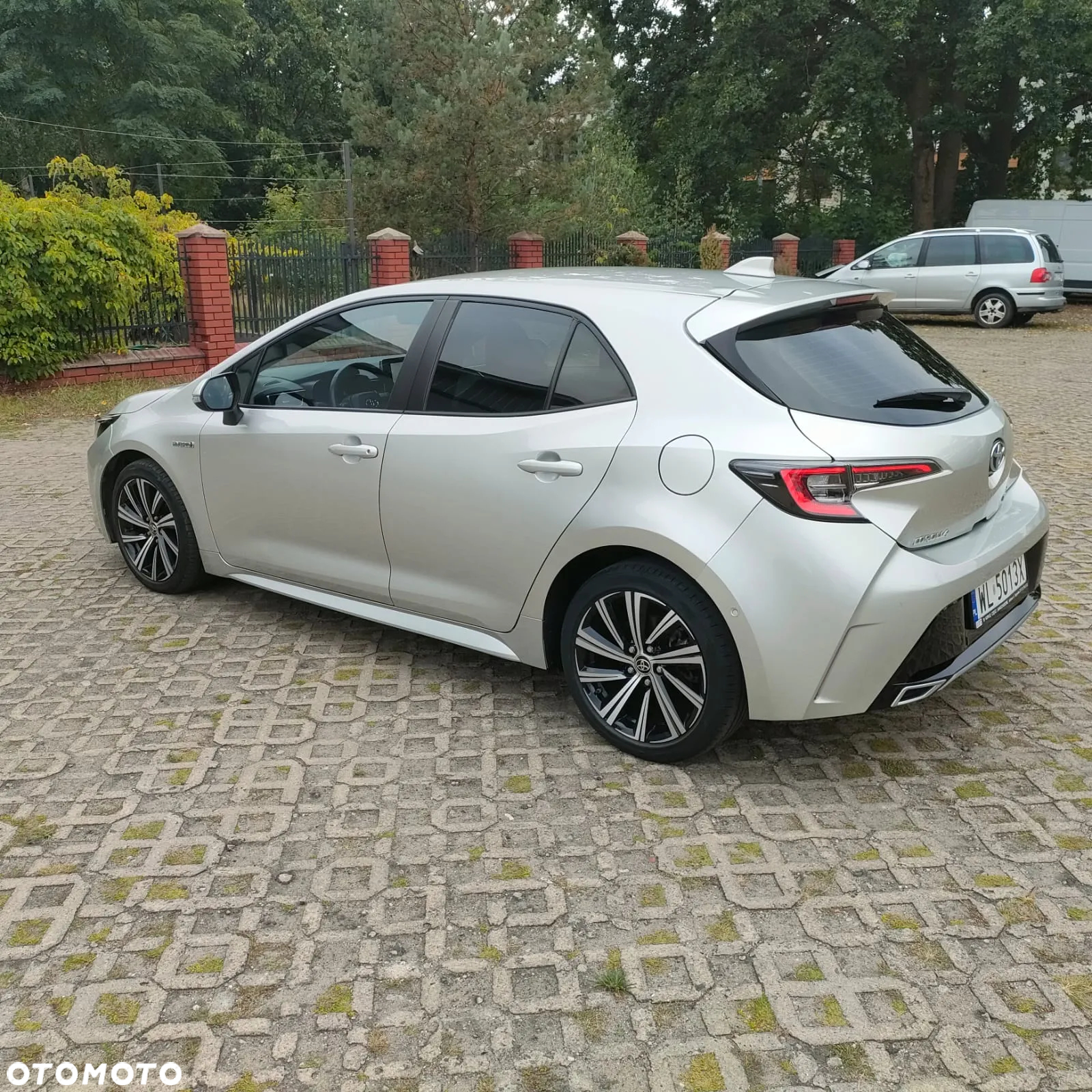 Toyota Corolla 1.8 Hybrid Active - 3