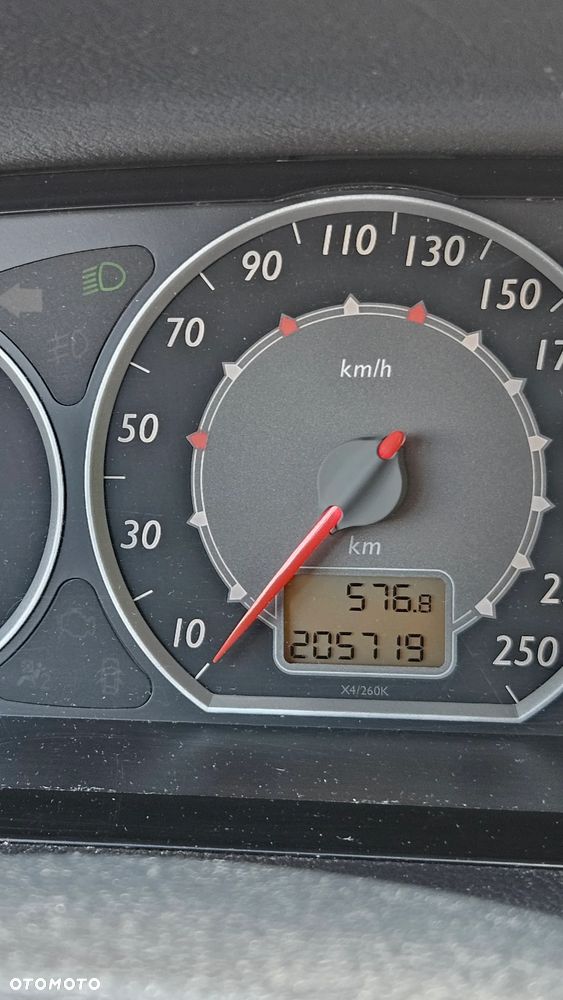 Citroën C5 II 2.0i 16V SX - 17