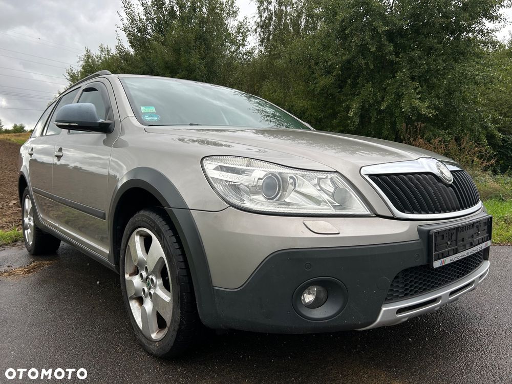 Skoda Octavia Scout 1.8 TSI - 1