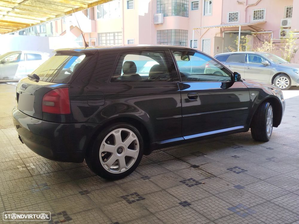 Audi S3 1.8 T quattro - 9