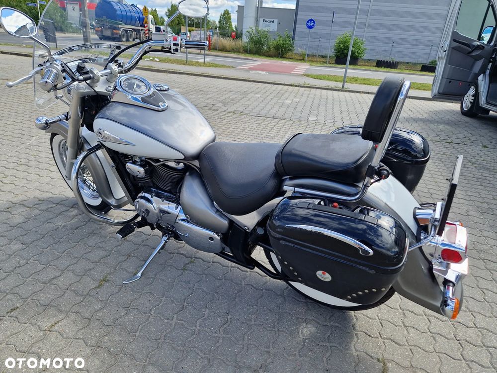 Suzuki VL 800 Volusia - Boulevard C50 - 4
