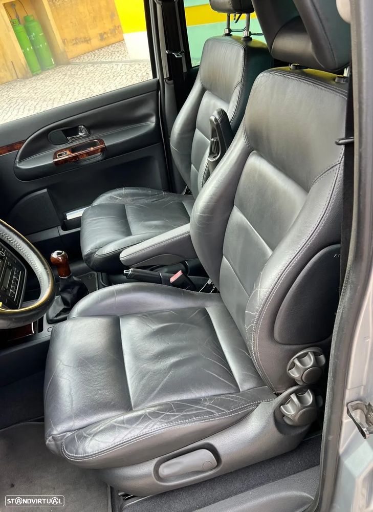 VW Sharan 2.0 TDi Highline - 7