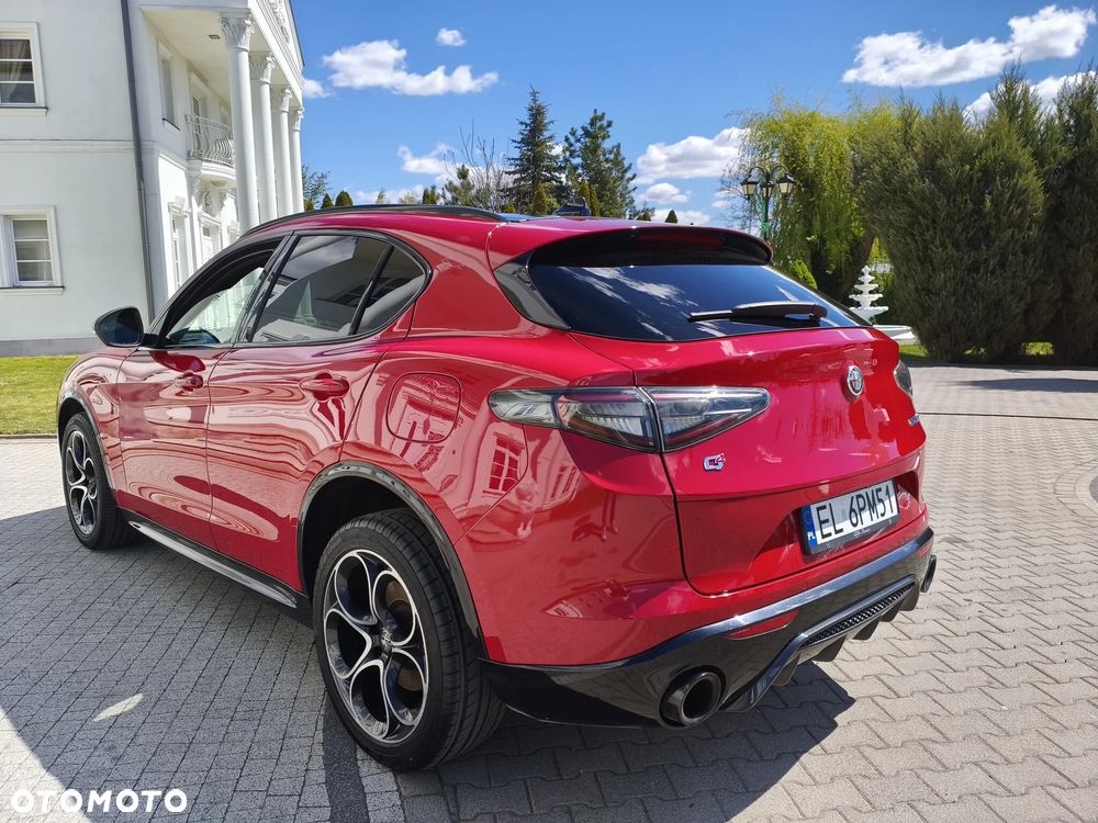 Alfa Romeo Stelvio 2.0 Turbo 16V AT8-Q4 Veloce Ti - 5