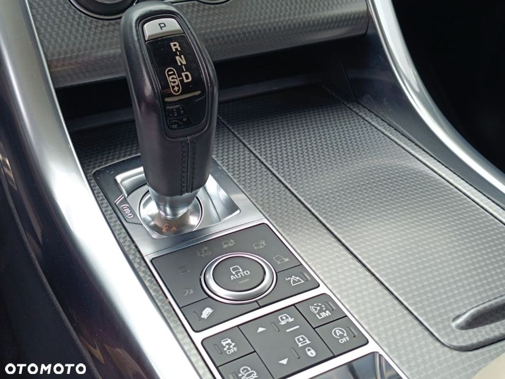 Land Rover Range Rover Sport - 24
