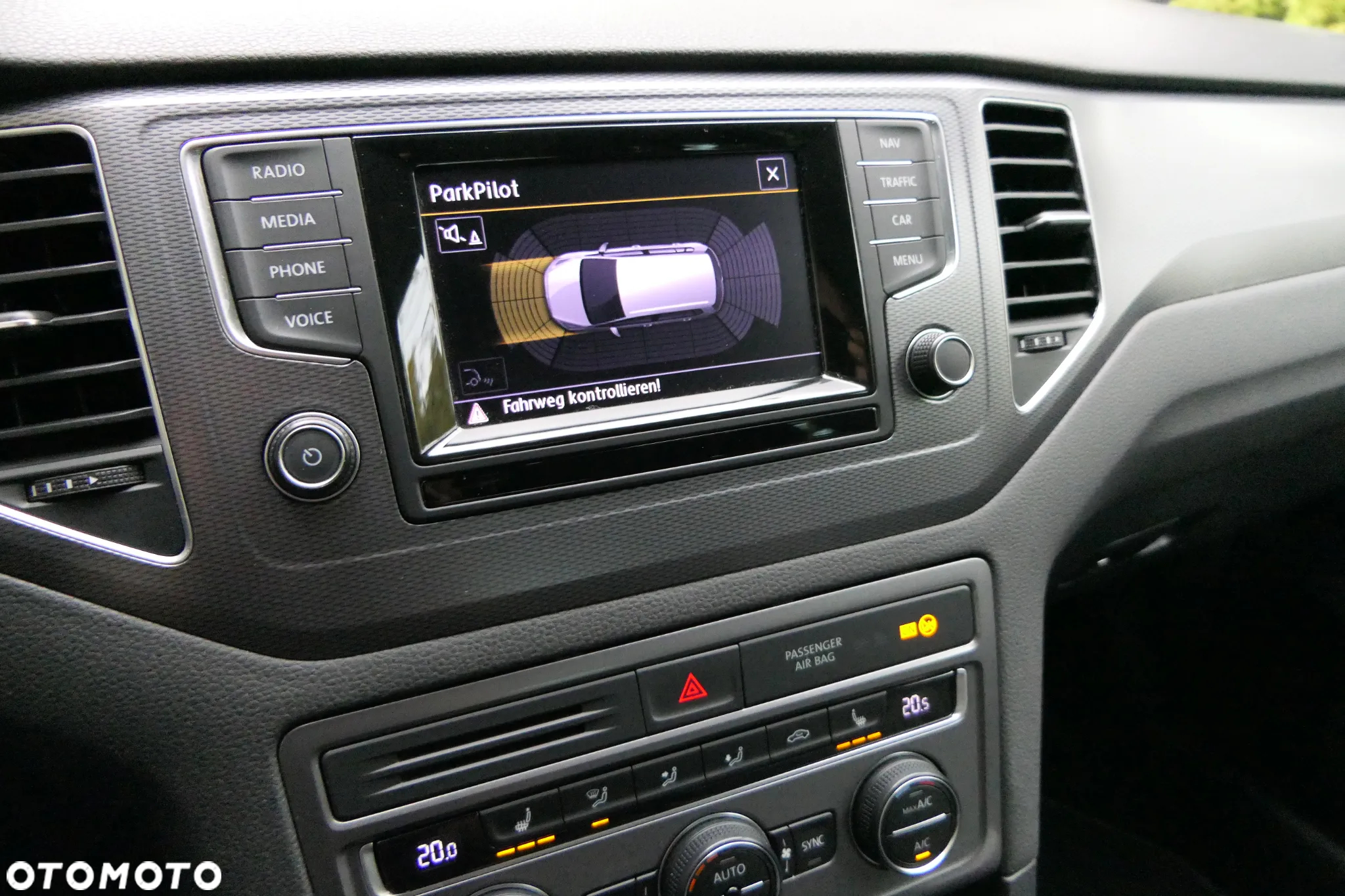 Volkswagen Golf Sportsvan VII SV 1.6 TDI BMT Highline - 28