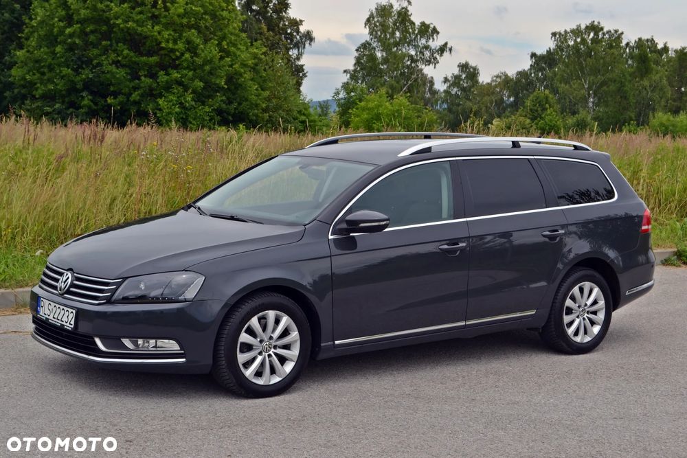Volkswagen Passat - 1