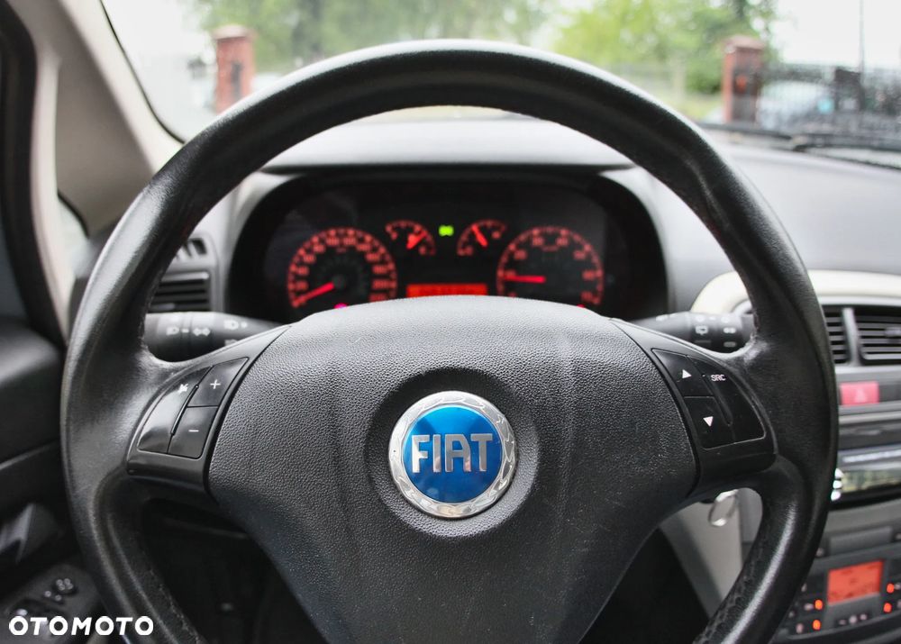 Fiat Grande Punto - 26