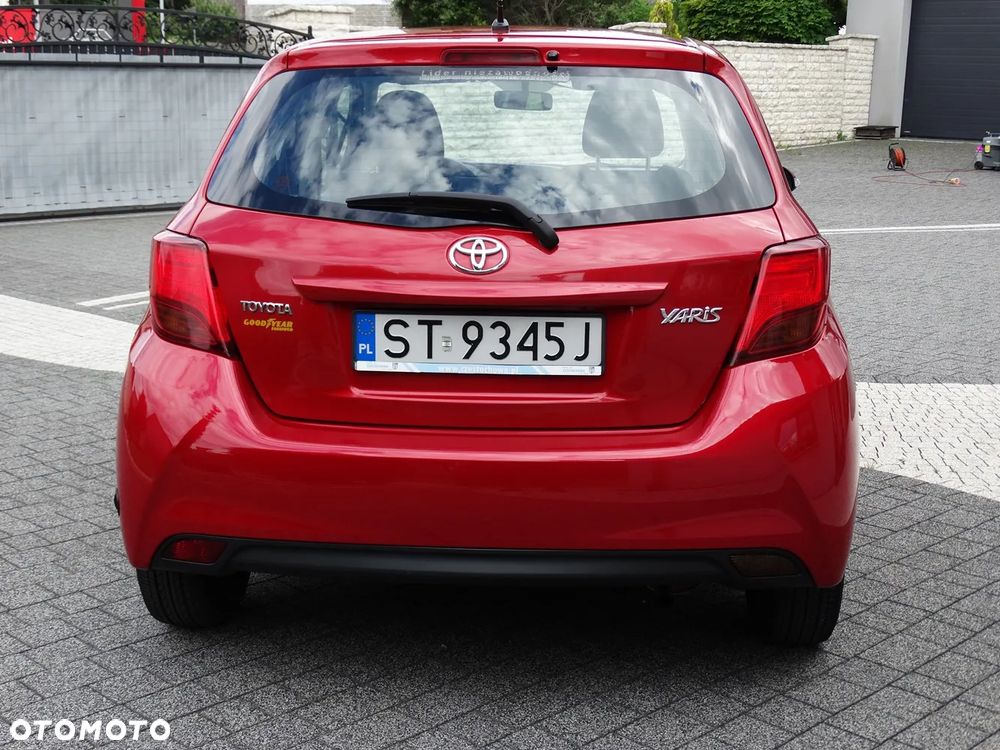 Toyota Yaris 1.0 Life EU6 - 7