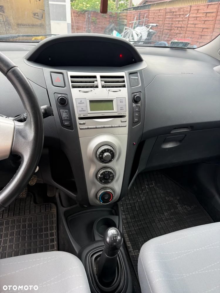 Toyota Yaris 1.4 D-4D Luna A/C - 2
