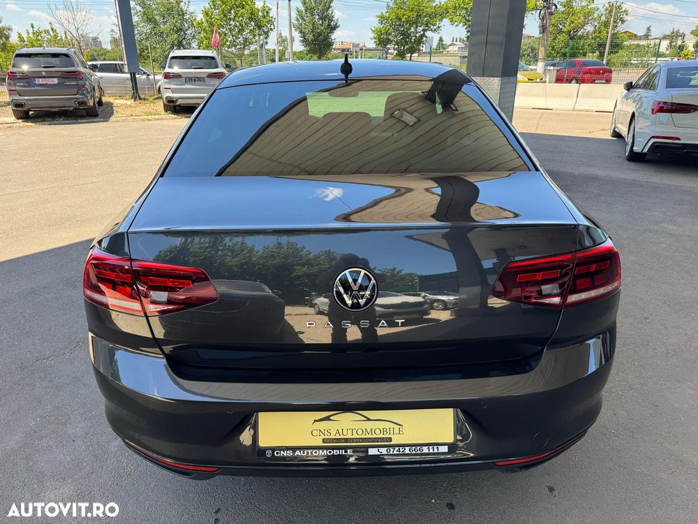 Volkswagen Passat 2.0 TDI DSG Comfortline - 4