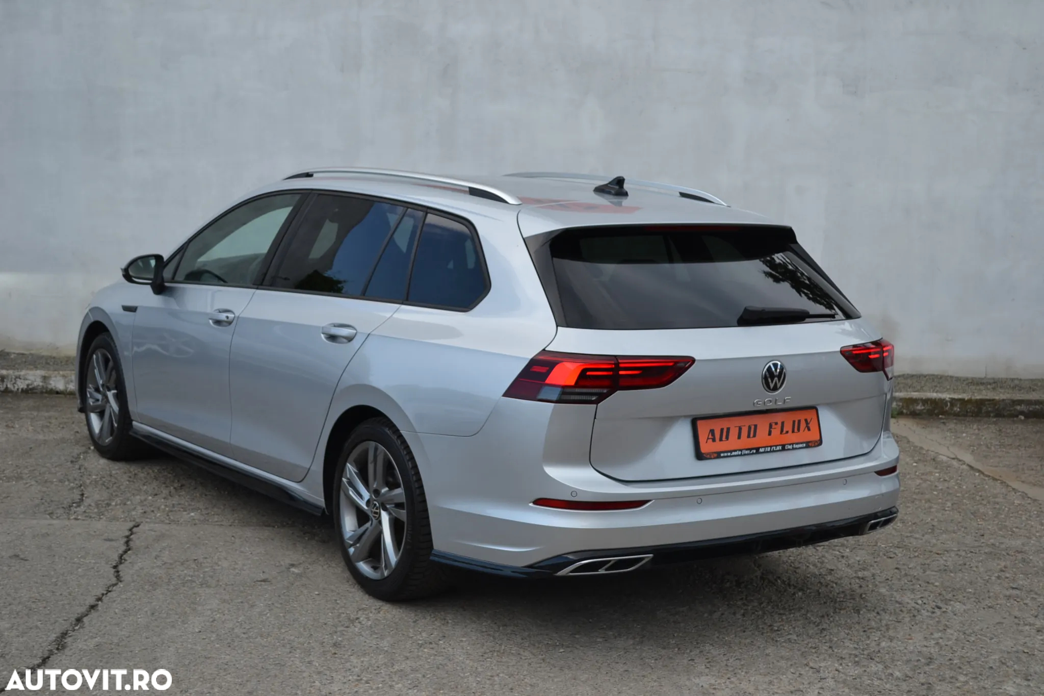 Volkswagen Golf Variant 2.0 TDI 150CP DSG R-Line - 4